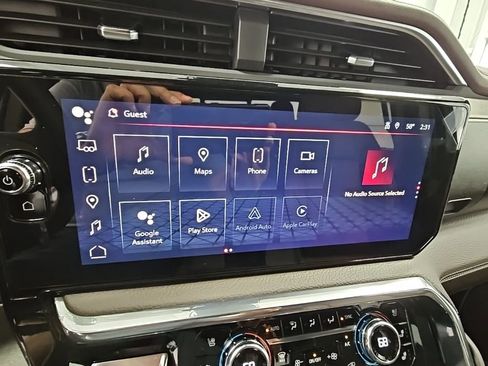 New 2026 GMC Sierra 2500 Denali w/ Denali Reserve Package image 13