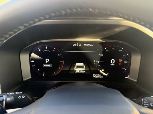 Used 2025 Mitsubishi Outlander SEL image 13