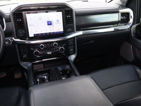 Used 2022 Ford F150 Lariat w/ Max Trailer Tow Package image 11