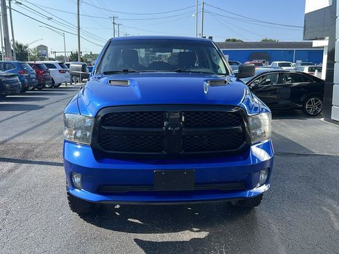 Used 2019 RAM 1500 Express w/ Wheel & Sound Group AWD/4WD image 9