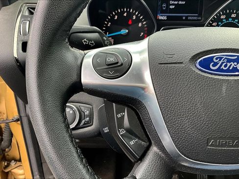 Used 2014 Ford Escape Titanium w/ Equipment Group 401A AWD/4WD image 10
