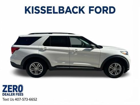 Used 2022 Ford Explorer XLT w/ Class IV Trailer Tow Package RWD image 2