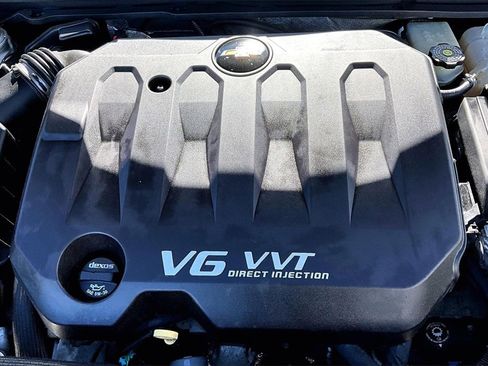 Used 2017 Chevrolet Impala Premier image 28