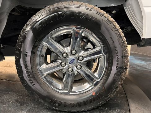 Used 2025 Ford F150 XLT w/ Equipment Group 301A Standard AWD/4WD image 29