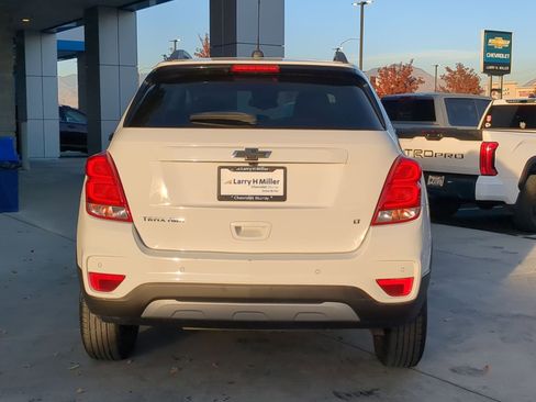 Used 2020 Chevrolet Trax LT w/ Driver Confidence Package image 5