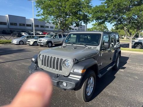 Used 2021 Jeep Wrangler Unlimited Sport AWD/4WD image 2