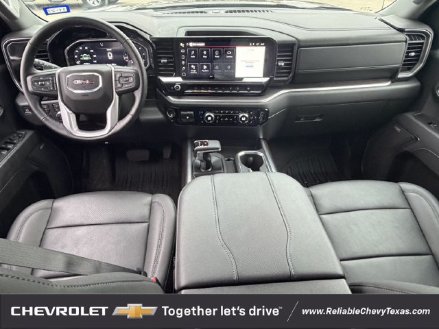 Used 2026 GMC Sierra 1500 SLT AWD/4WD image 13
