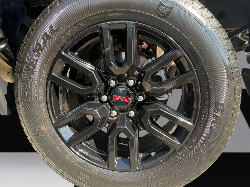 Used 2024 GMC Sierra 1500 Elevation w/ LPO, Elevation Black Package AWD/4WD image 14