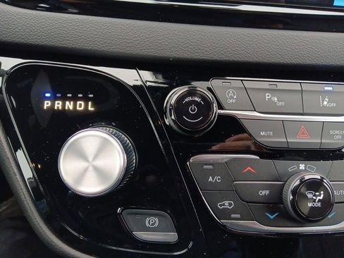 New 2026 Chrysler Voyager LX FWD image 27