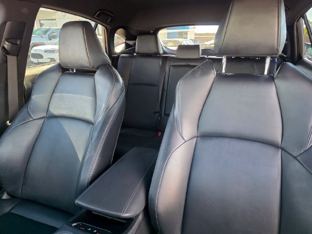 Used 2024 Toyota Venza XLE AWD/4WD image 32