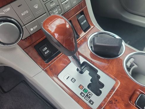 Used 2013 Toyota Highlander Limited image 28