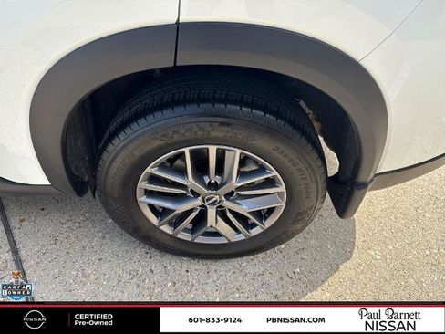 Certified 2026 Nissan Rogue S FWD image 28