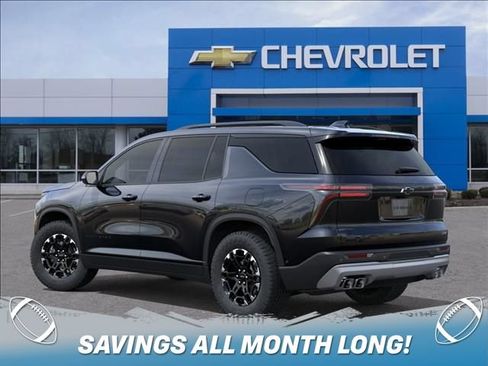 New 2027 Chevrolet Traverse Z71 w/ Driver Confidence Package AWD/4WD image 3
