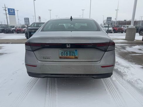 Used 2025 Honda Accord SE image 5