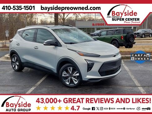 Used 2023 Chevrolet Bolt EUV LT w/ Convenience Package image 1