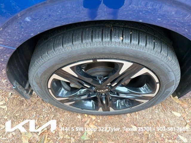 Used 2022 Kia K5 GT-Line FWD image 12