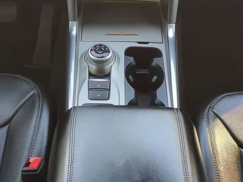 Certified 2022 Ford Explorer Limited w/ Equipment Group 301A image 19