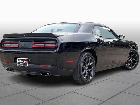 Used 2021 Dodge Challenger SXT w/ Blacktop Package image 11