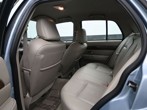Used 2009 Mercury Grand Marquis LS RWD image 19