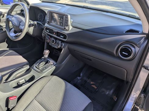 Used 2021 Hyundai Kona SEL image 19