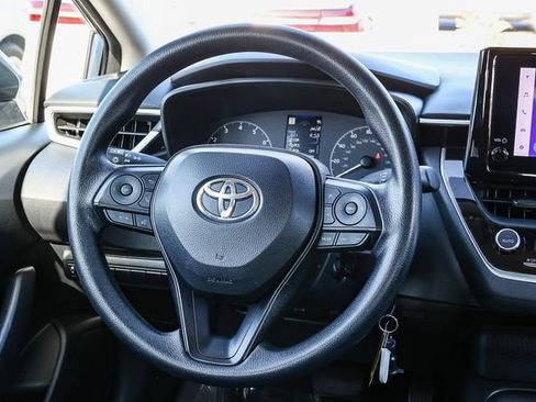 Used 2024 Toyota Corolla LE FWD image 17