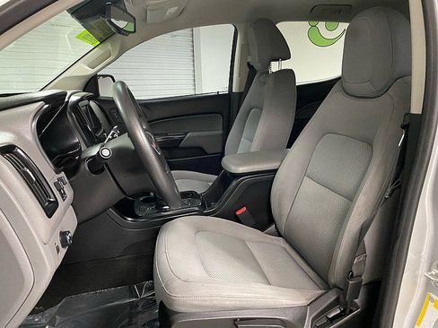 Used 2017 GMC Canyon 2WD Crew Cab w/ Convenience Package image 11