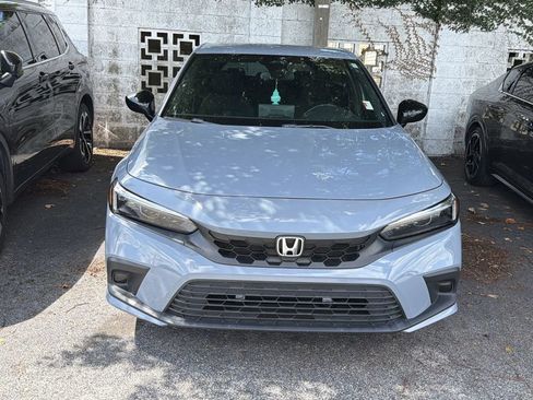 Used 2024 Honda Civic Sport image 2