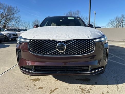 New 2026 Volvo XC90 B5 Plus image 2