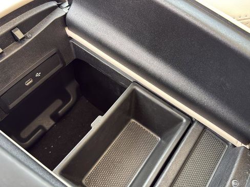 Used 2024 Mercedes-Benz GLE 53 AMG 4MATIC image 31