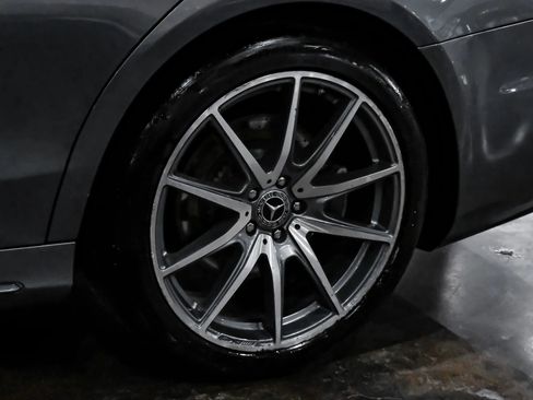 Used 2019 Mercedes-Benz S 560 Sedan image 58