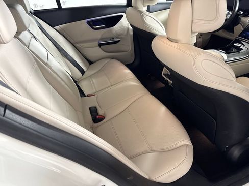 Used 2023 Mercedes-Benz C 300 Sedan image 16