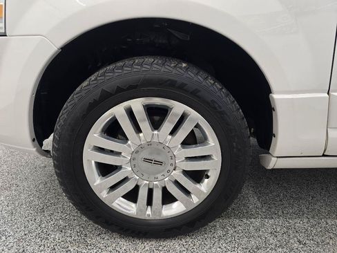 Used 2014 Lincoln Navigator 2WD w/ Equipment Group 101A image 31