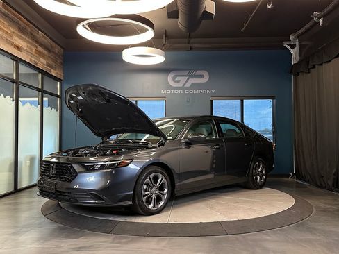 Used 2023 Honda Accord EX image 24