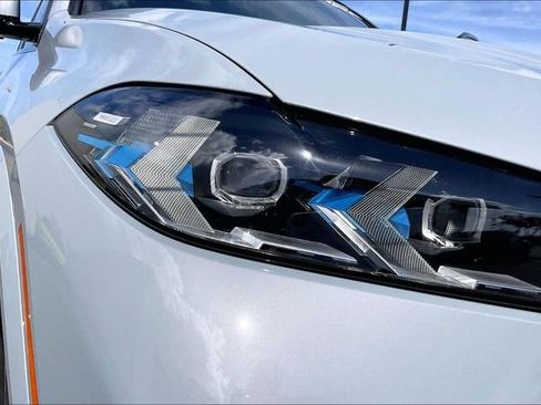 Used 2026 BMW X5 sDrive40i w/ M Sport Package image 26