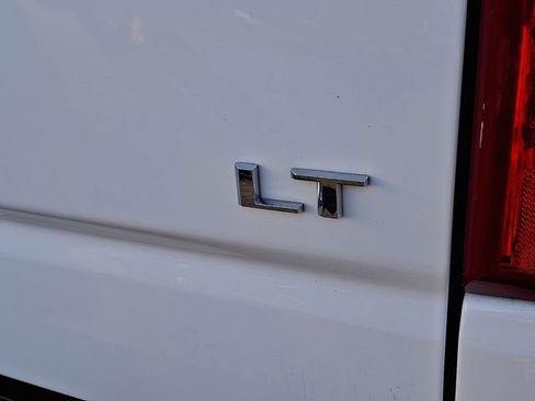 Used 2025 Chevrolet Silverado 1500 LT image 40