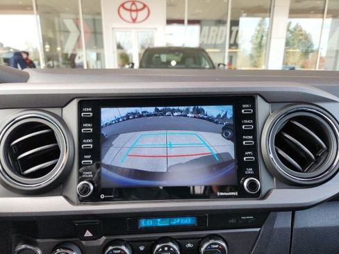 Certified 2021 Toyota Tacoma TRD Off-Road image 14