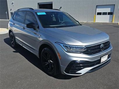 Used 2023 Volkswagen Tiguan SE R-Line
