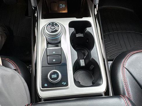 Used 2022 Ford Explorer ST-Line w/ Class IV Trailer Tow Package image 28