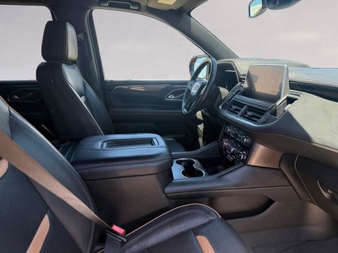 Used 2023 GMC Yukon AT4 w/ AT4 Premium Package image 15