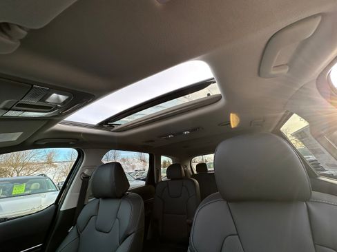 New 2025 Kia Telluride S image 50