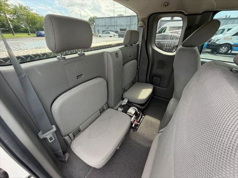 Used 2020 Nissan Frontier S w/ S Utility Package RWD image 12