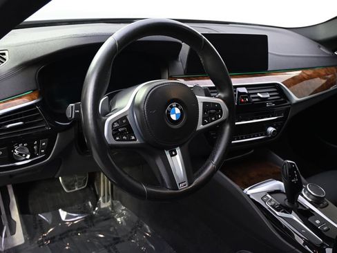 Used 2020 BMW 540i xDrive w/ M Sport Package AWD/4WD image 11