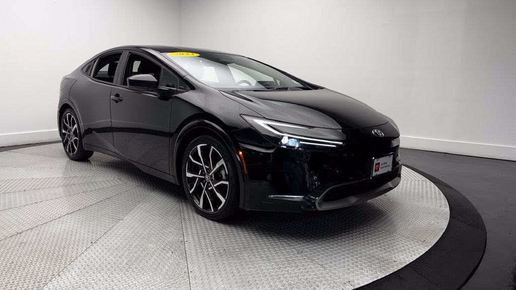Used 2023 Toyota Prius Prime FWD image 37
