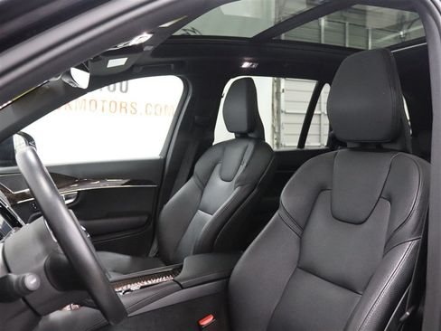 Used 2019 Volvo XC90 T6 Momentum w/ Advanced Package AWD/4WD image 14