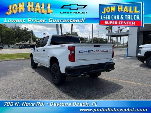 Used 2021 Chevrolet Silverado 1500 LT Trail Boss w/ Convenience Package II AWD/4WD image 8