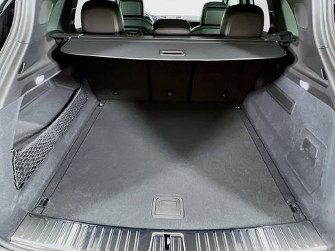 New 2026 Porsche Cayenne Base image 28