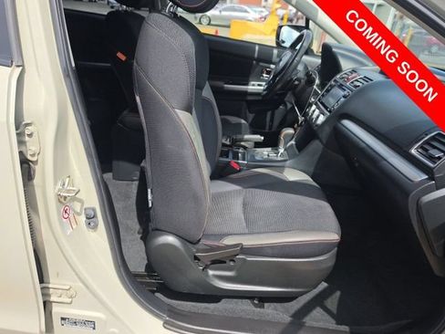 Used 2016 Subaru Crosstrek 2.0i Premium AWD/4WD image 9