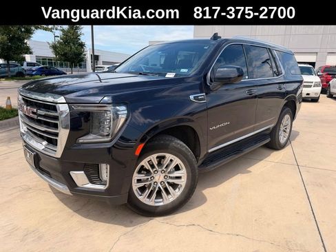 Used 2023 GMC Yukon SLT AWD/4WD image 1