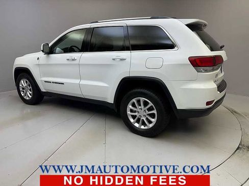Used 2021 Jeep Grand Cherokee Laredo AWD/4WD image 3