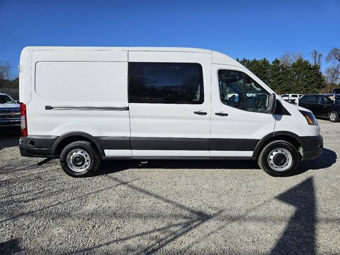 Used 2020 Ford Transit 250 Medium Roof w/ Load Area Protection Package image 7